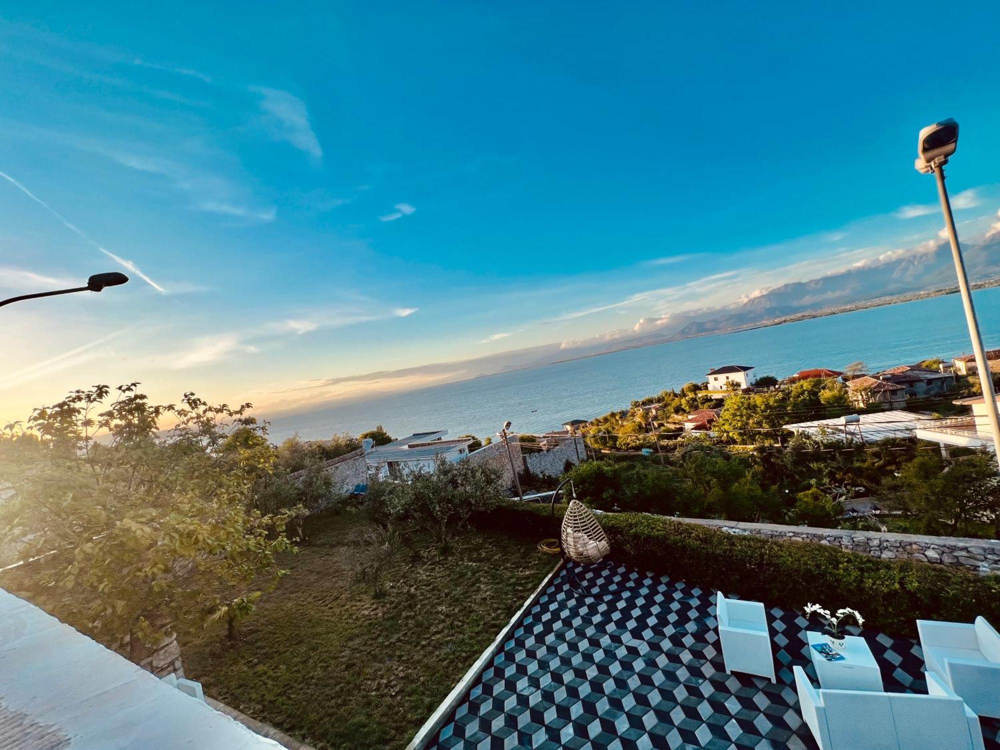 Iart Residence Shiroka ภายนอก รูปภาพ
