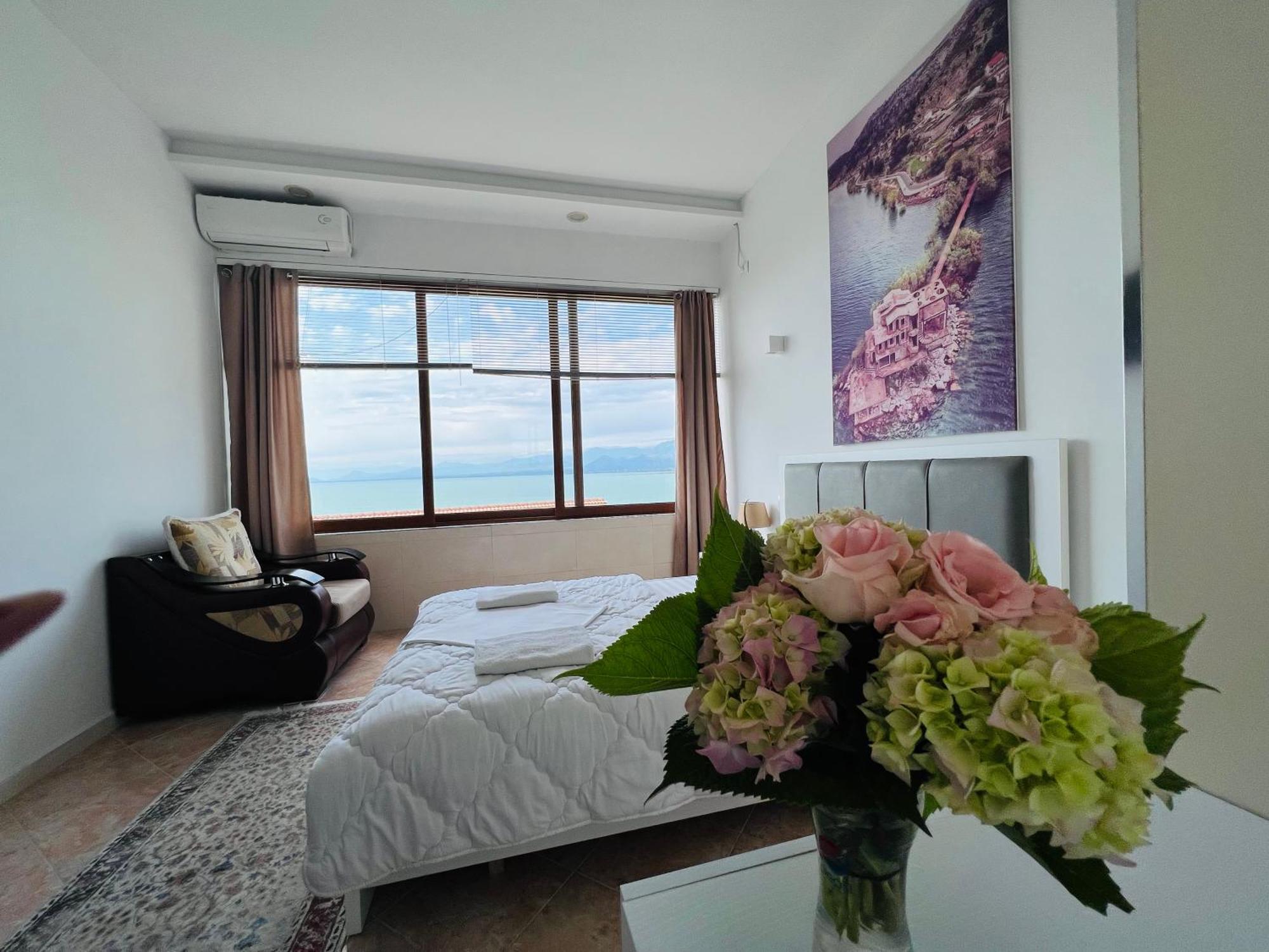 Iart Residence Shiroka ภายนอก รูปภาพ