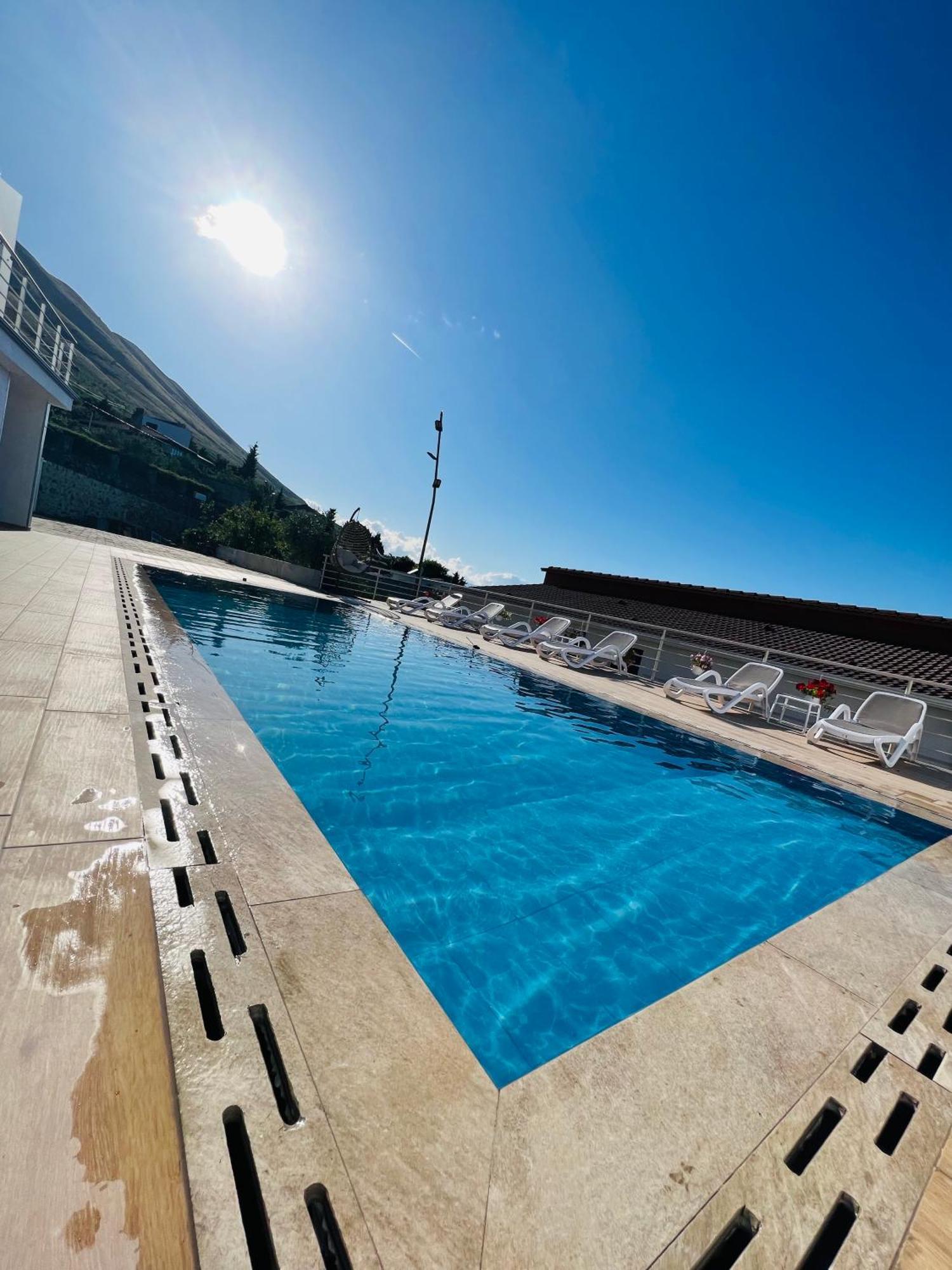 Iart Residence Shiroka ภายนอก รูปภาพ