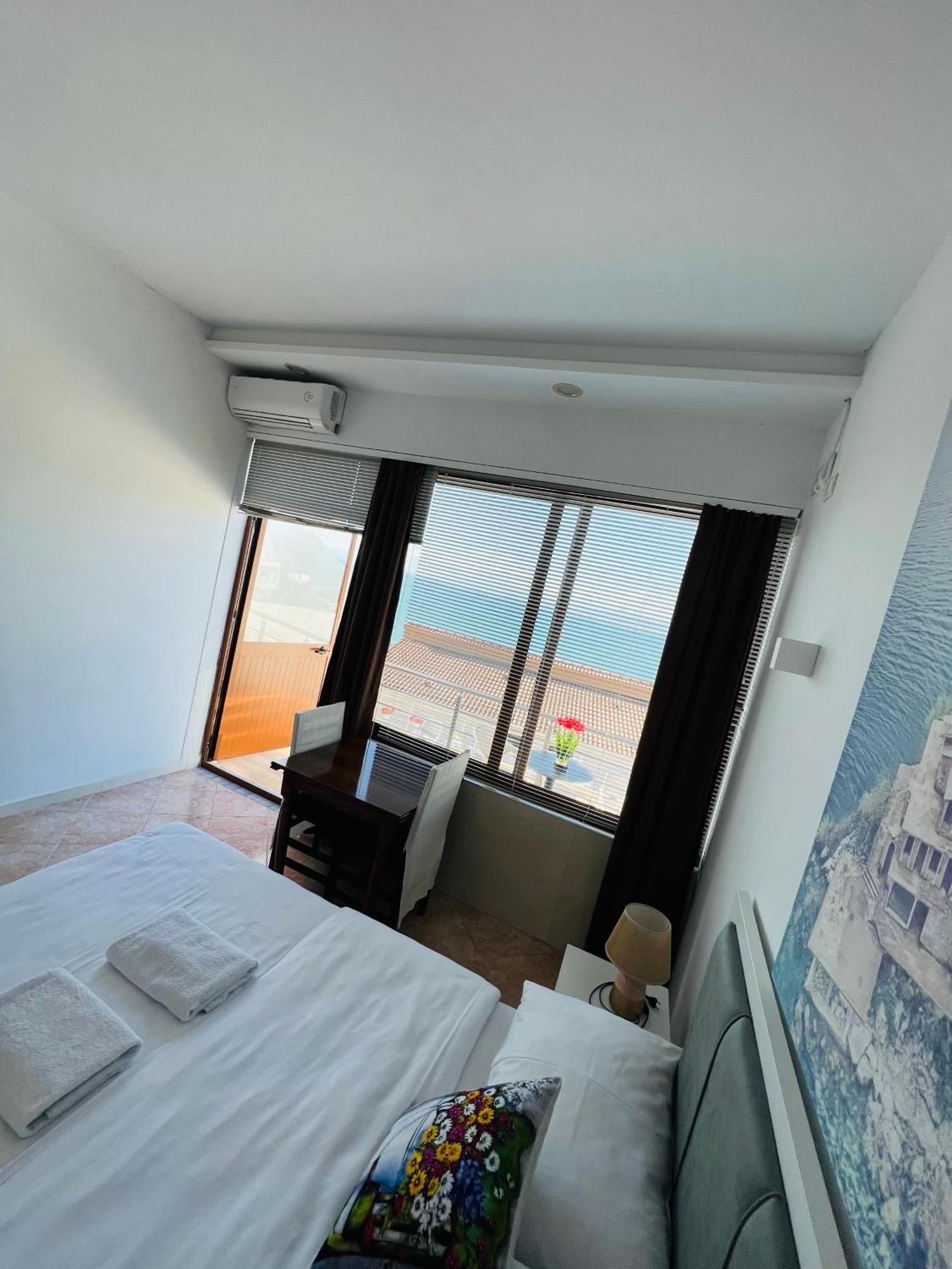 Iart Residence Shiroka ภายนอก รูปภาพ