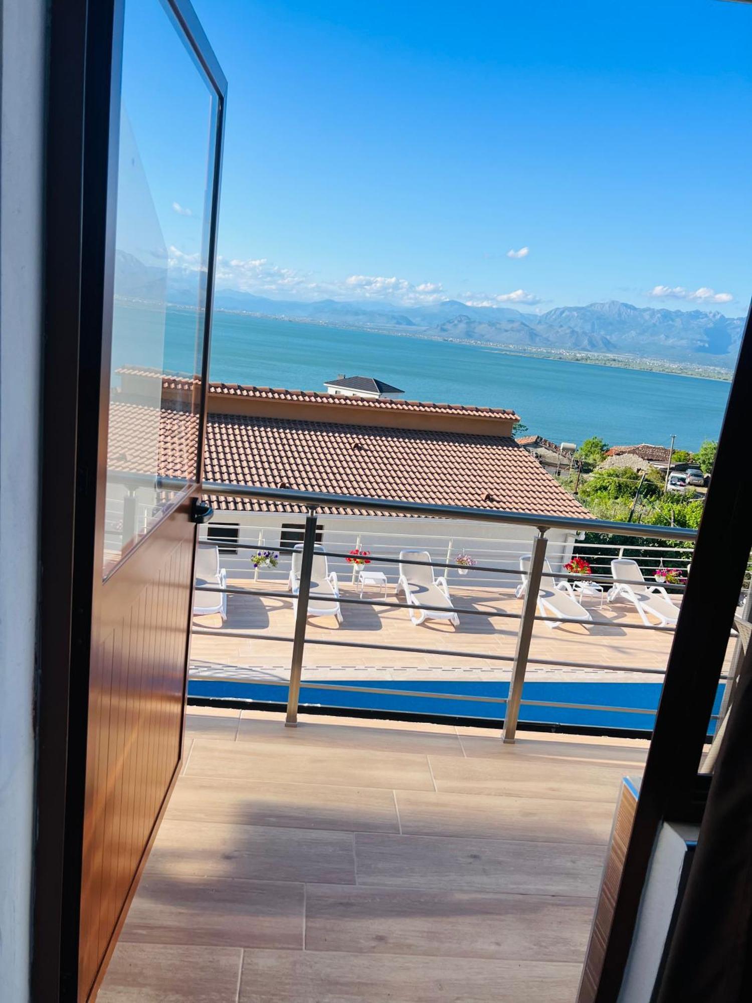 Iart Residence Shiroka ภายนอก รูปภาพ